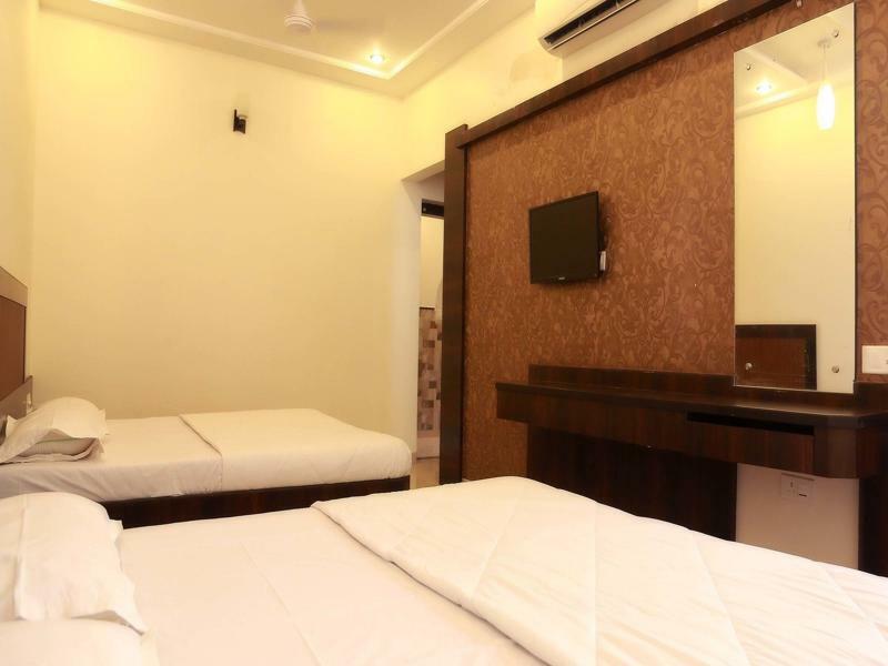 Hotel Sai Ramanand Shirdi Eksteriør bilde